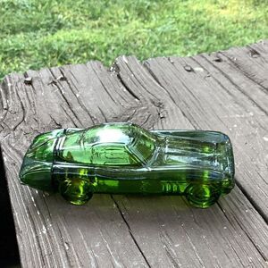 Vintage Avon Green Glass Car Decanter Full 2oz Deep Woods Aftershave 1960s